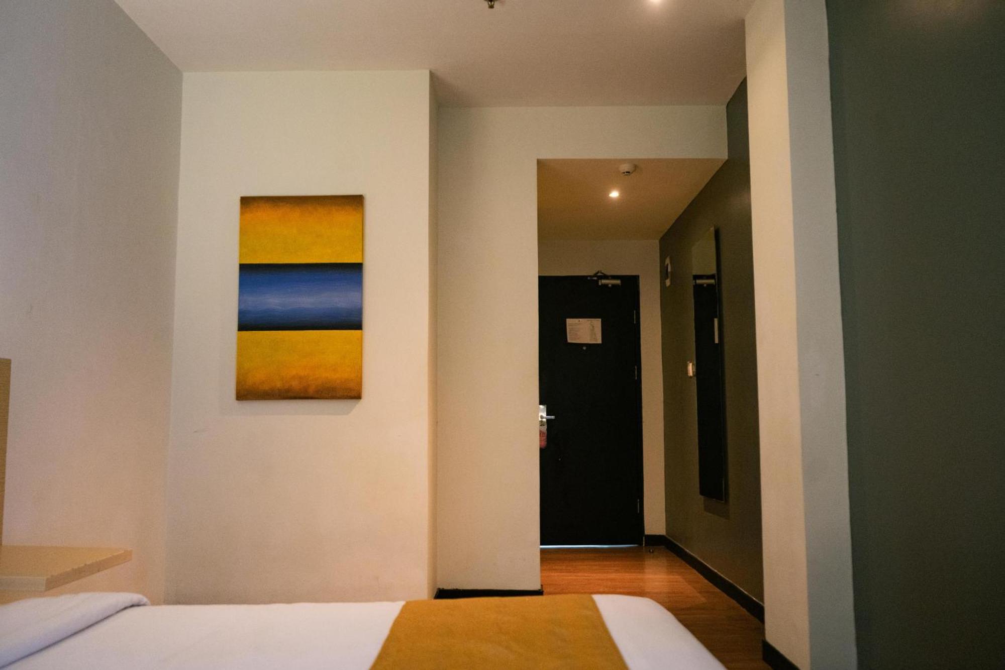 Yunna Hotel Lampung Bandar Lampung Exterior foto